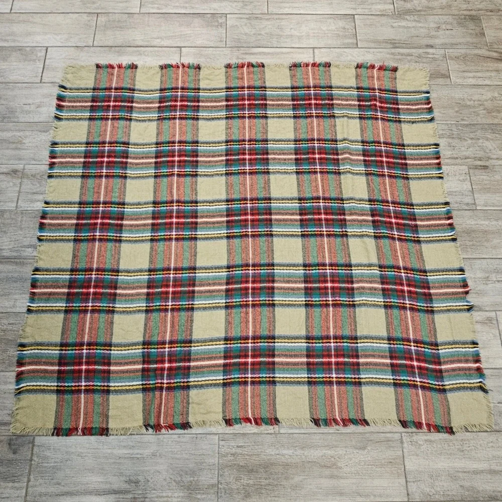 Unbranded oversized blanket